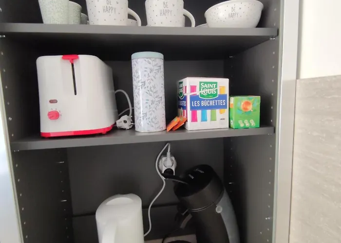 Studio Avec Parking Centre-ville Face A La Gare Plage & Commerces Appartement