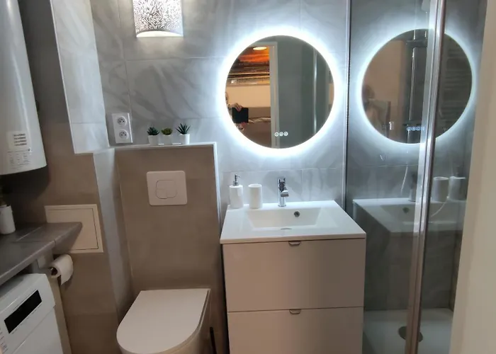 Studio Avec Parking Centre-ville Face A La Gare Plage & Commerces Appartement Arcachon